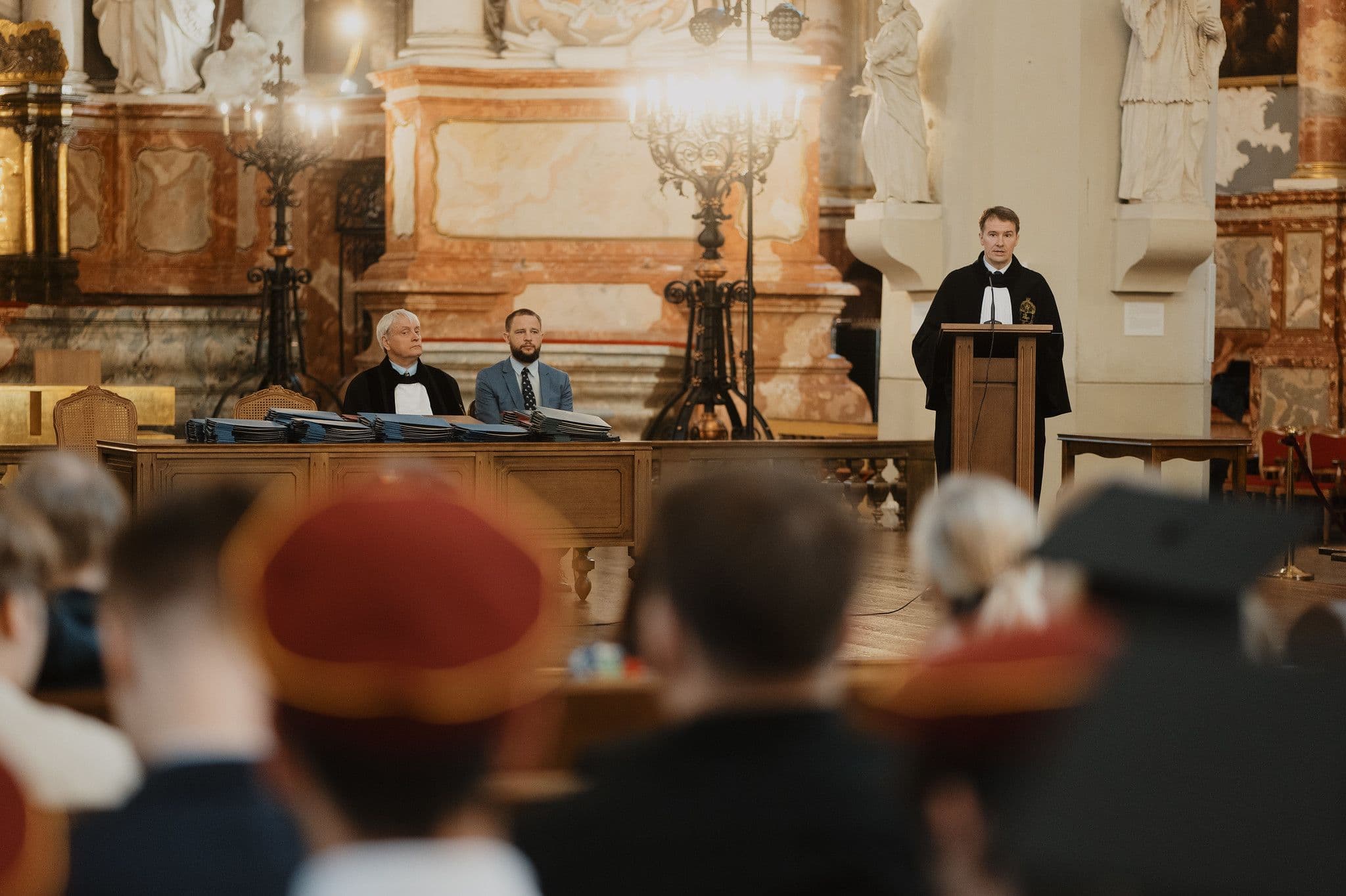 Diplomų įteikimas Matematikos ir informatikos fakulteto absolventams