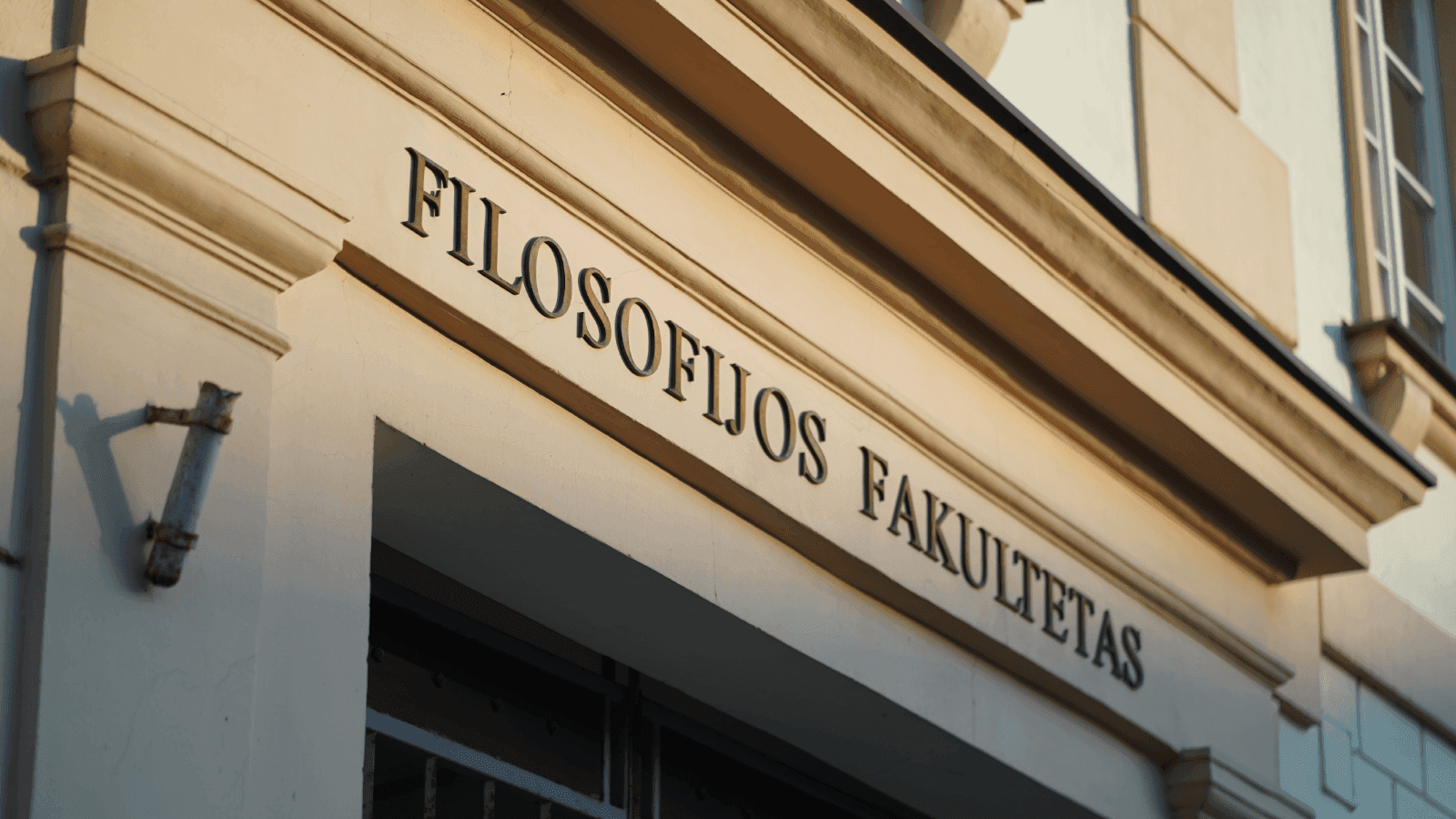 B_Azijos studijos_I.png