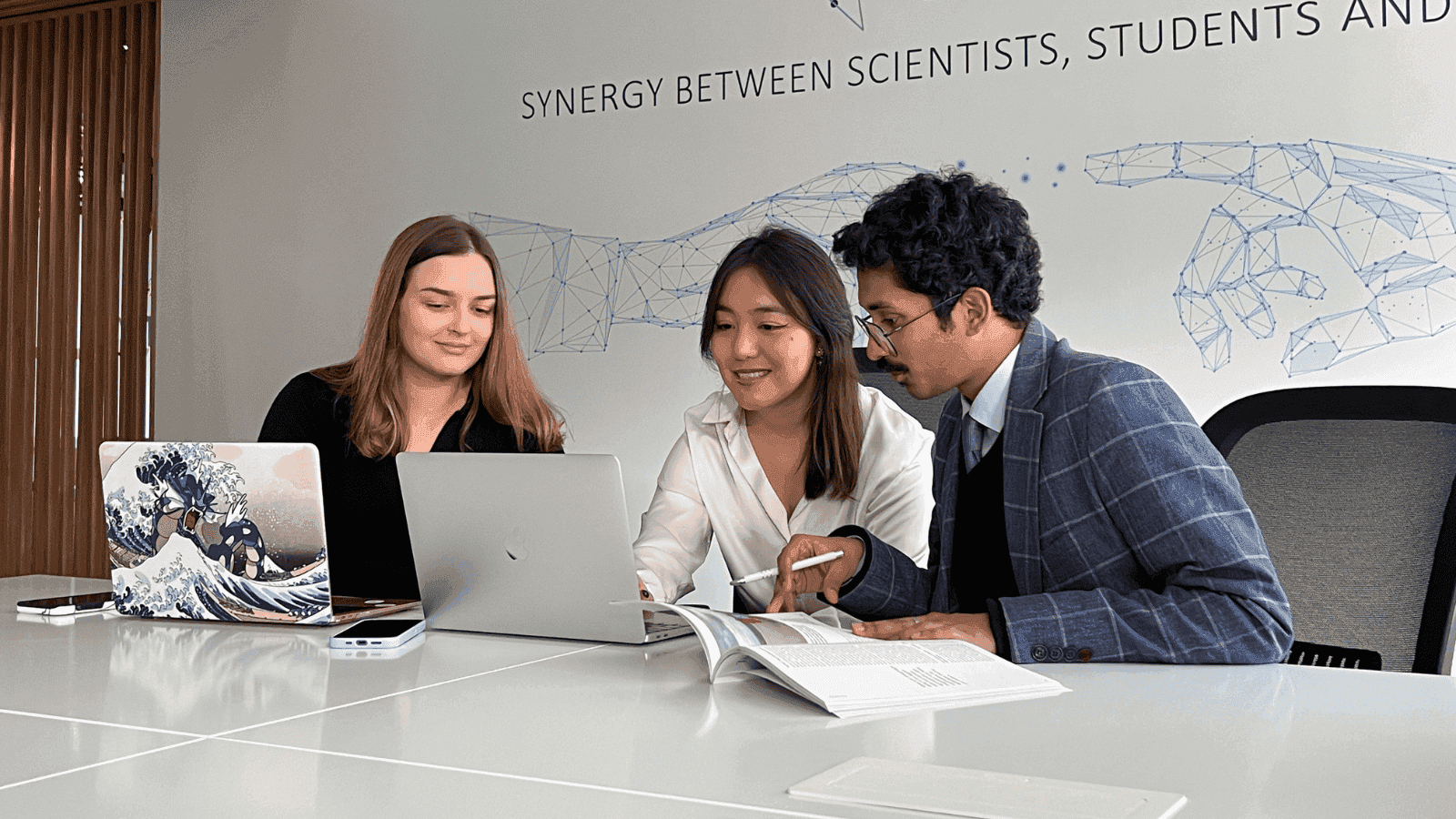 B_Vadyba (lt en)_III.png