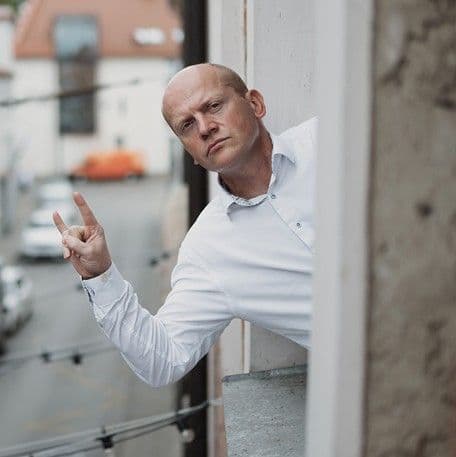 Robertas Kudirka_KNF_Lietuviu filologija ir reklama