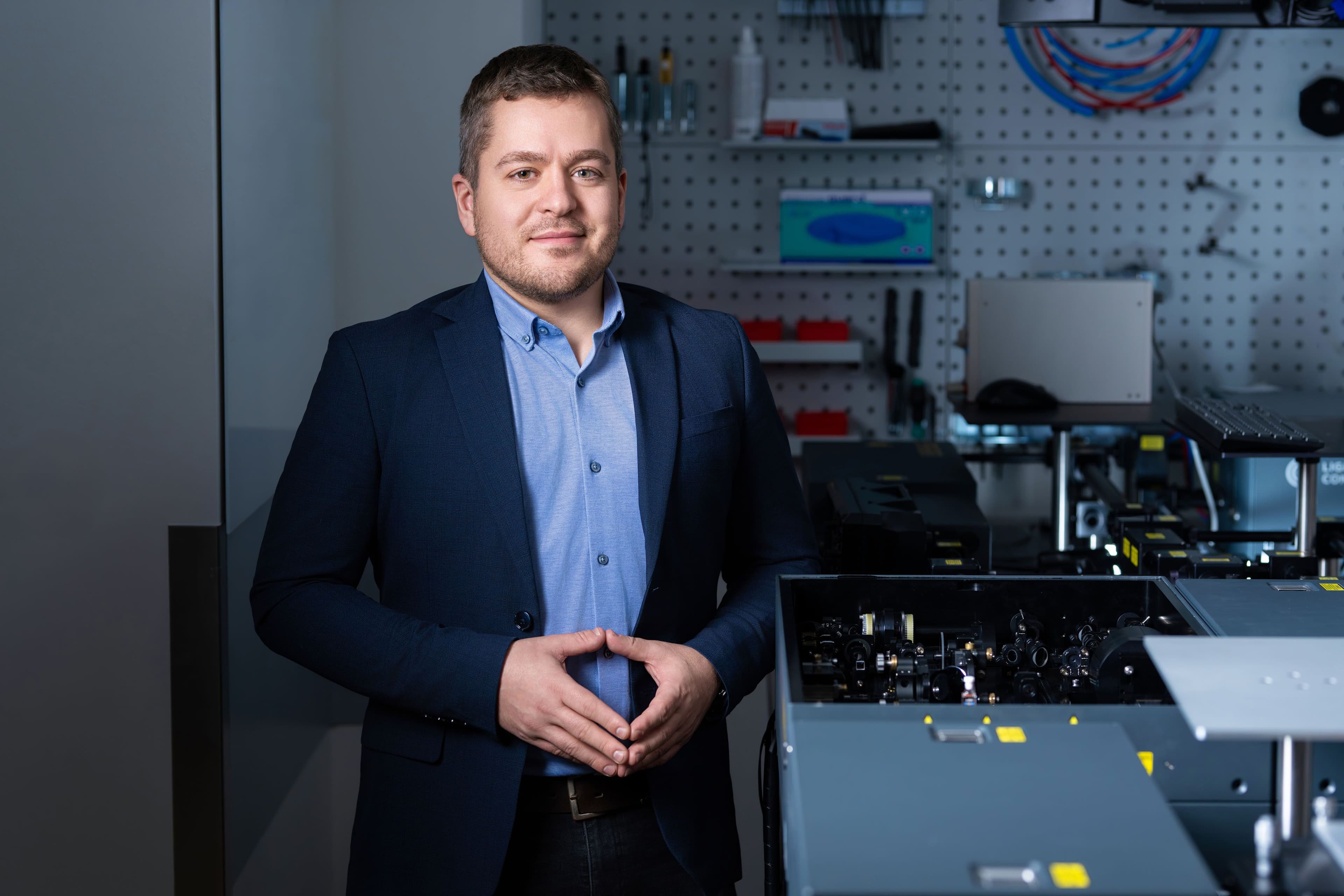 Lazerinė technologija_MA_Jonas Berzinš_2025_FF_LT.EN.jpg