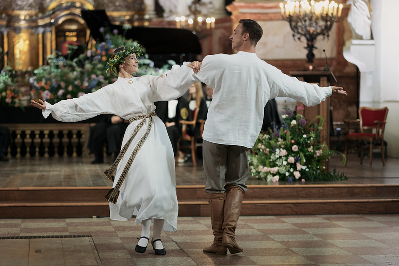 53822265860 d4c6331d8b c