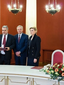 Memory diplomas granted for Nachmanas Šapira, Vladas Lazersonas, Chlaune Meištovskis and Noachas Pryluckis in 3 April 2017.
